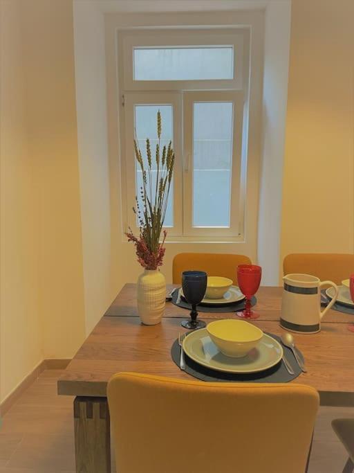 Charming Apartment With Pateo - Rituals&Routines Lisboa Eksteriør billede